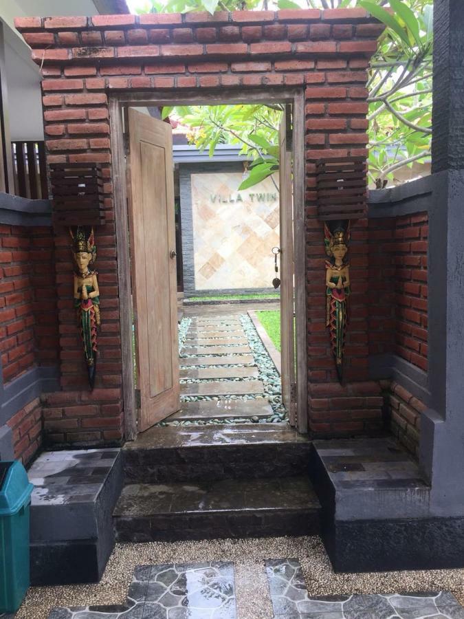 Villa Twin Lovina Eksteriør billede